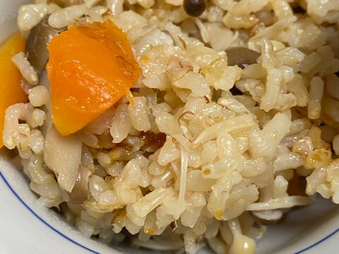 玄米炊き込みご飯